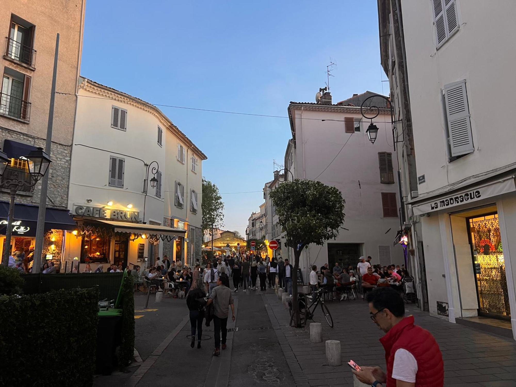 Location Cote D Azur Hotell Antibes Eksteriør bilde